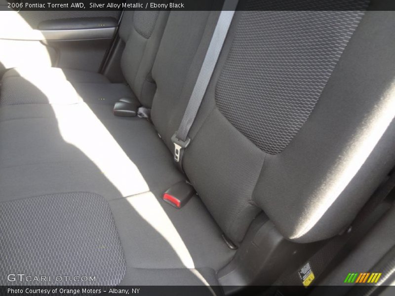 Silver Alloy Metallic / Ebony Black 2006 Pontiac Torrent AWD