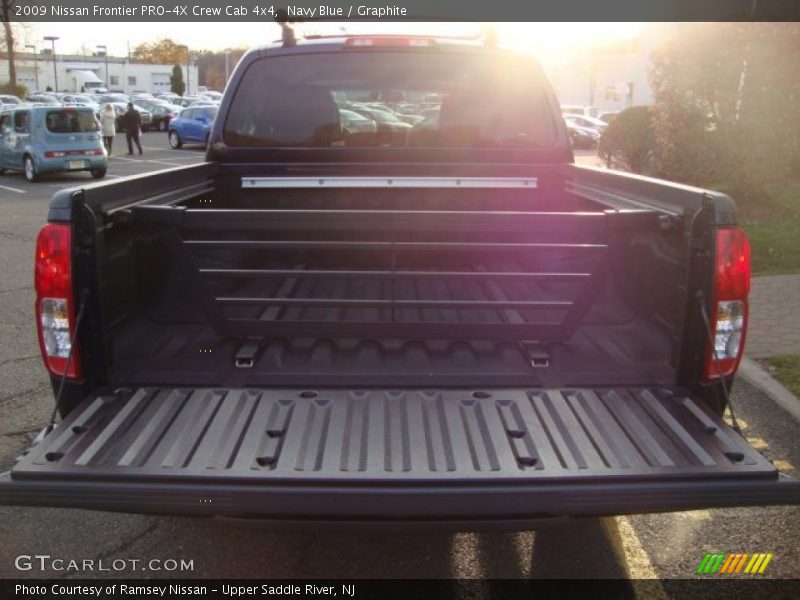 Navy Blue / Graphite 2009 Nissan Frontier PRO-4X Crew Cab 4x4