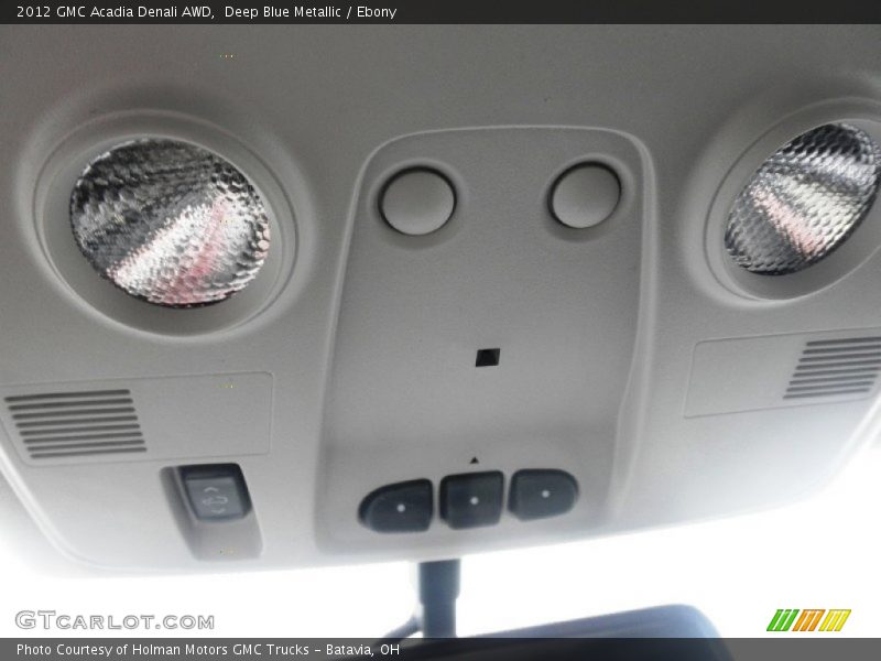 Controls of 2012 Acadia Denali AWD