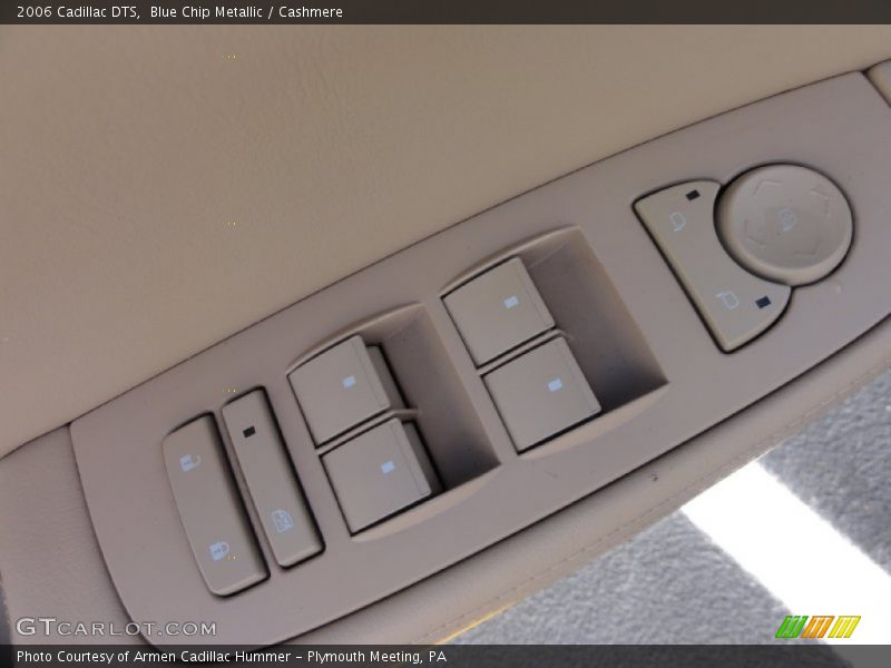 Blue Chip Metallic / Cashmere 2006 Cadillac DTS