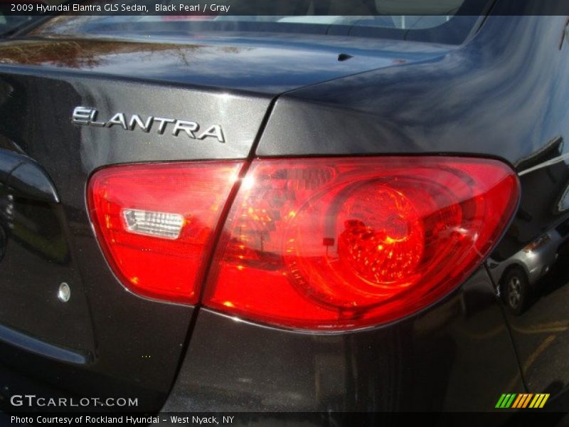 Black Pearl / Gray 2009 Hyundai Elantra GLS Sedan