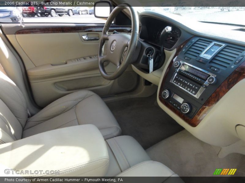 Blue Chip Metallic / Cashmere 2006 Cadillac DTS