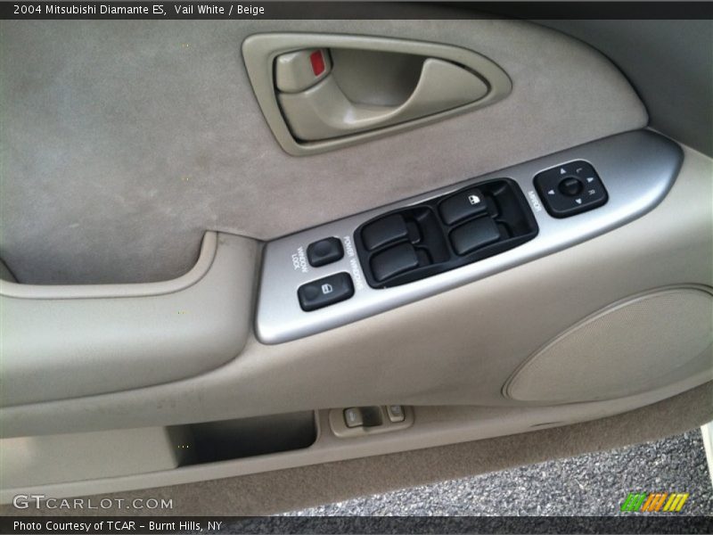 Vail White / Beige 2004 Mitsubishi Diamante ES