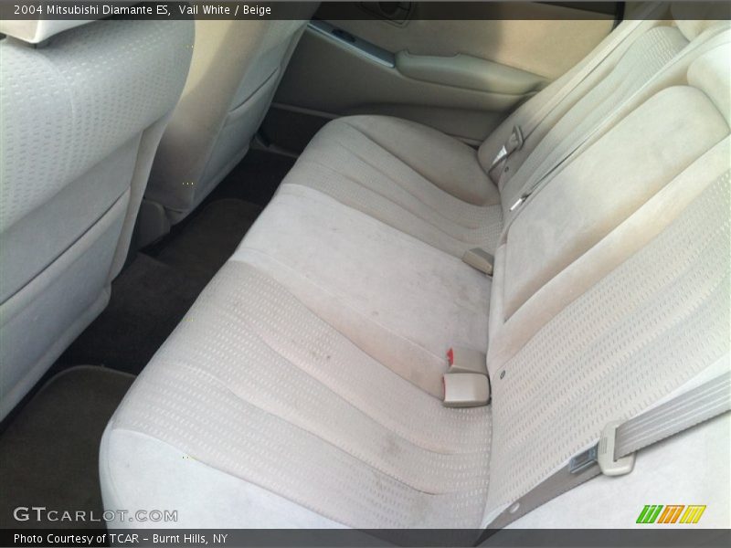 Vail White / Beige 2004 Mitsubishi Diamante ES