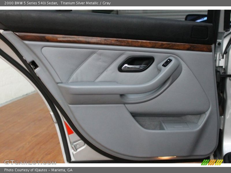 Door Panel of 2000 5 Series 540i Sedan