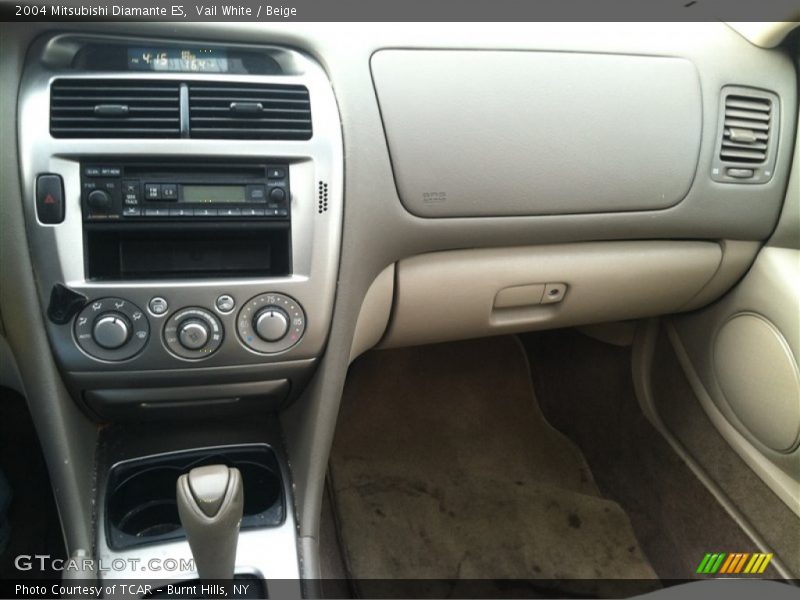Vail White / Beige 2004 Mitsubishi Diamante ES