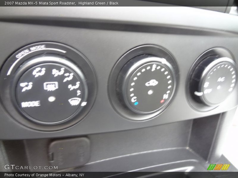 Highland Green / Black 2007 Mazda MX-5 Miata Sport Roadster