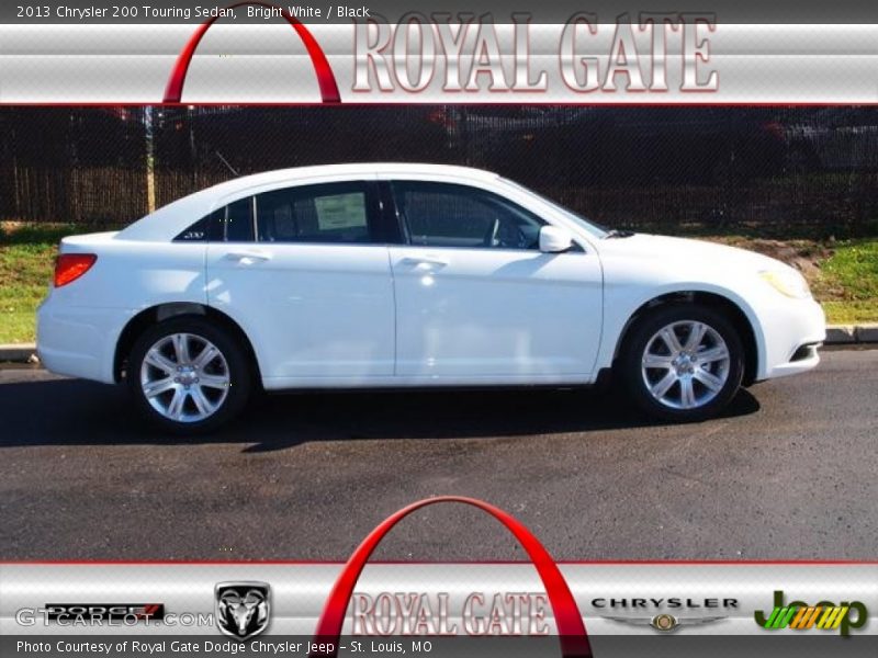 Bright White / Black 2013 Chrysler 200 Touring Sedan