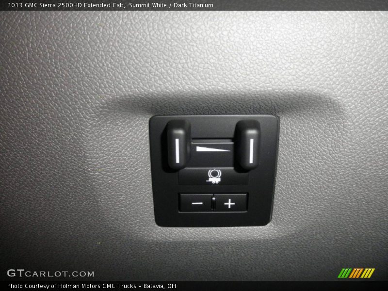 Summit White / Dark Titanium 2013 GMC Sierra 2500HD Extended Cab