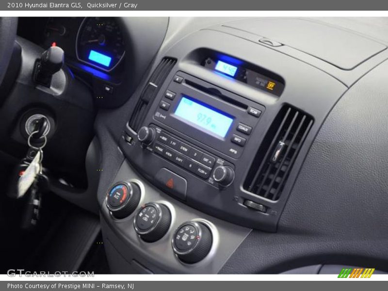 Quicksilver / Gray 2010 Hyundai Elantra GLS