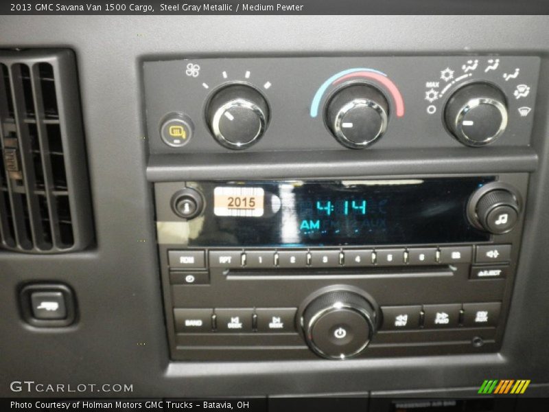 Controls of 2013 Savana Van 1500 Cargo