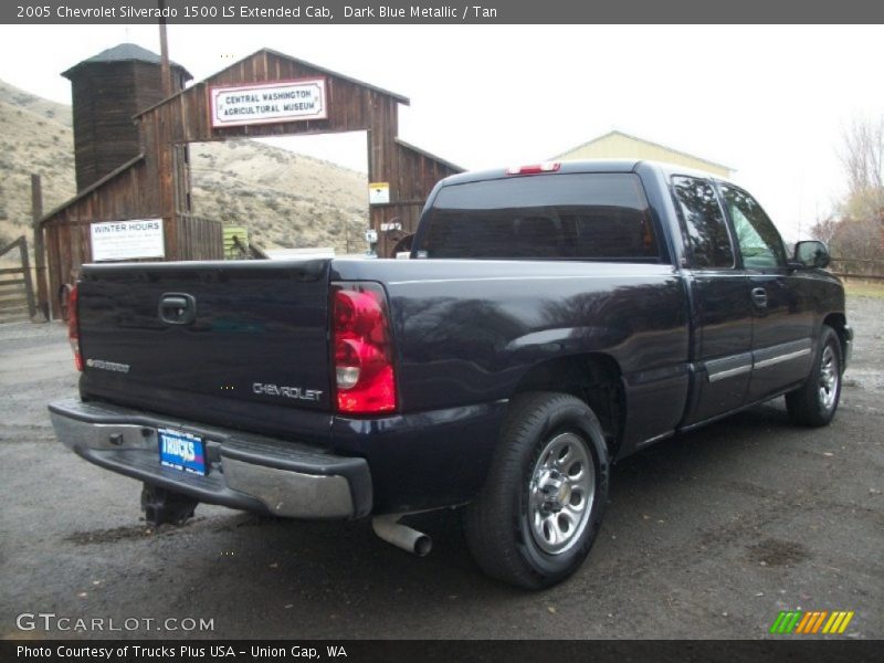 Dark Blue Metallic / Tan 2005 Chevrolet Silverado 1500 LS Extended Cab
