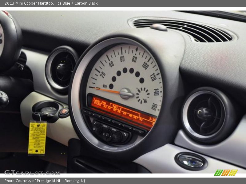 Ice Blue / Carbon Black 2013 Mini Cooper Hardtop