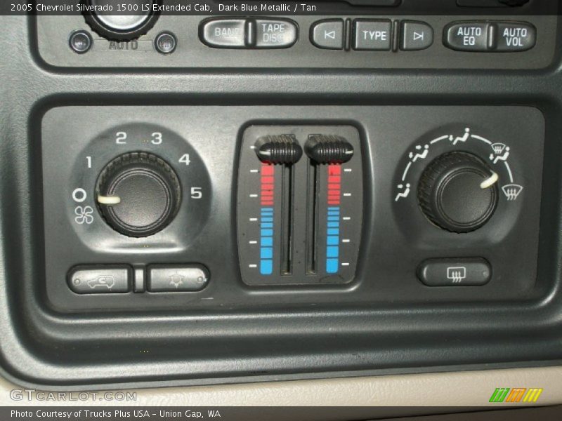 Controls of 2005 Silverado 1500 LS Extended Cab