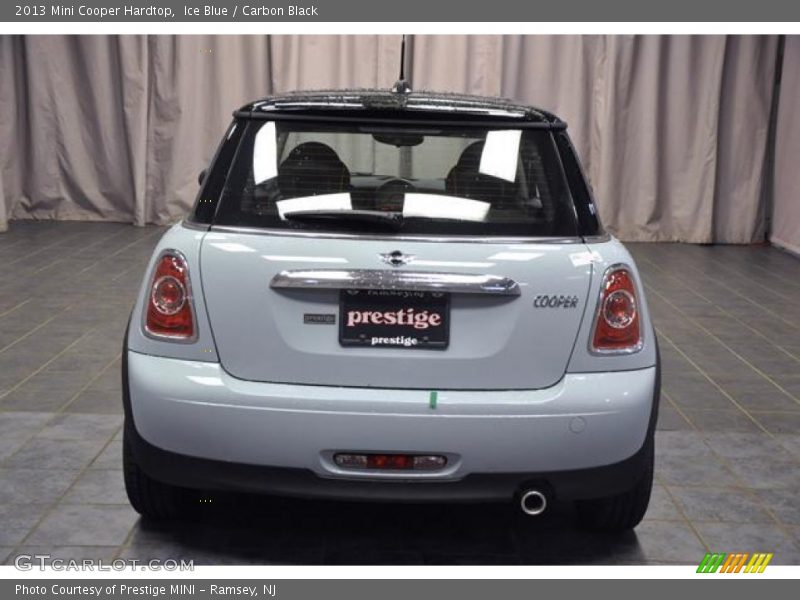 Ice Blue / Carbon Black 2013 Mini Cooper Hardtop