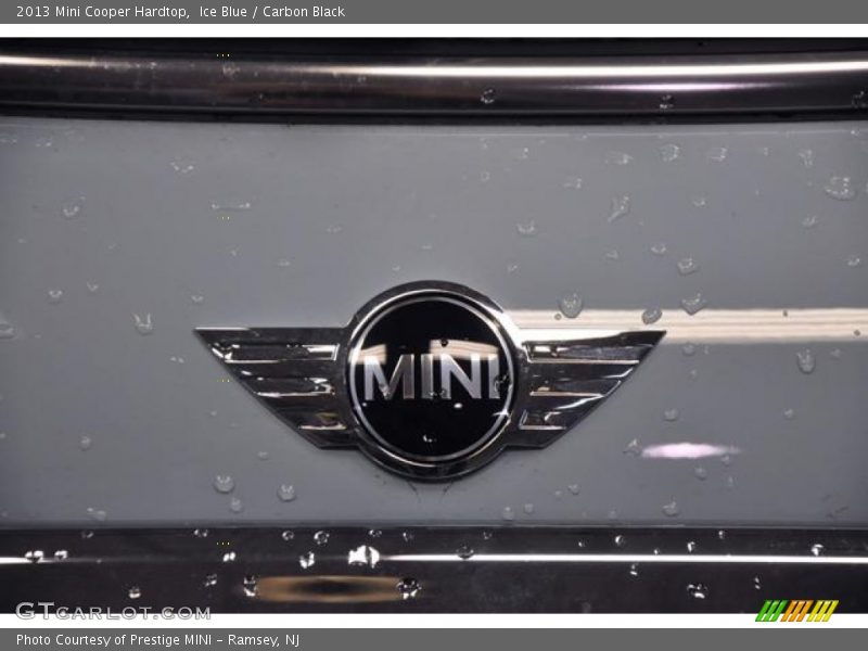 Ice Blue / Carbon Black 2013 Mini Cooper Hardtop