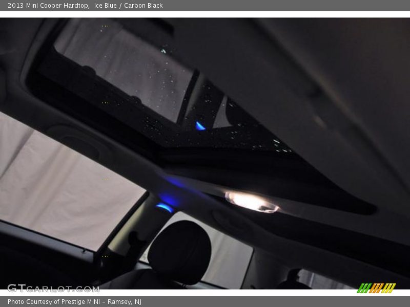 Ice Blue / Carbon Black 2013 Mini Cooper Hardtop