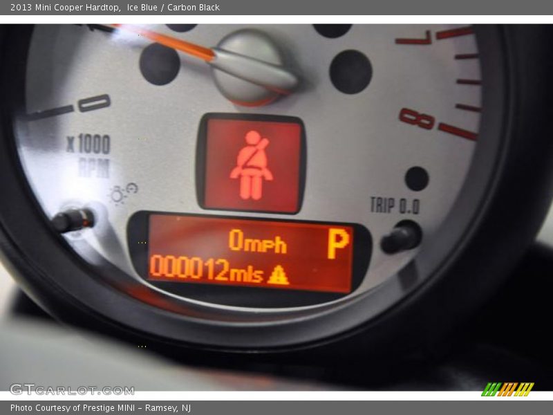 Ice Blue / Carbon Black 2013 Mini Cooper Hardtop