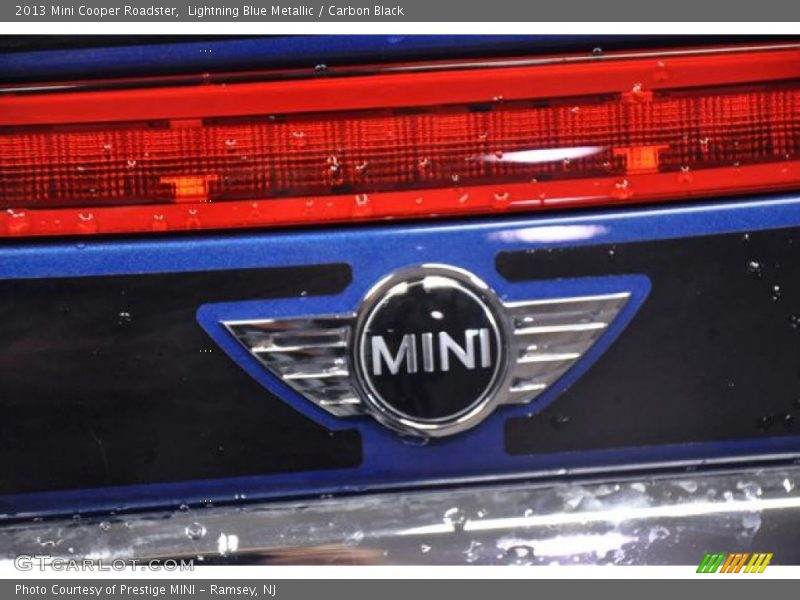 Lightning Blue Metallic / Carbon Black 2013 Mini Cooper Roadster