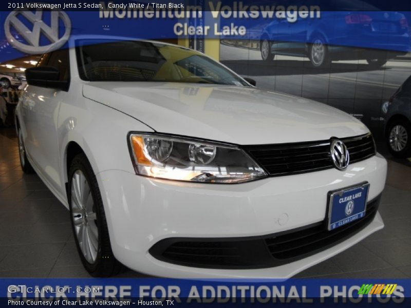 Candy White / Titan Black 2011 Volkswagen Jetta S Sedan