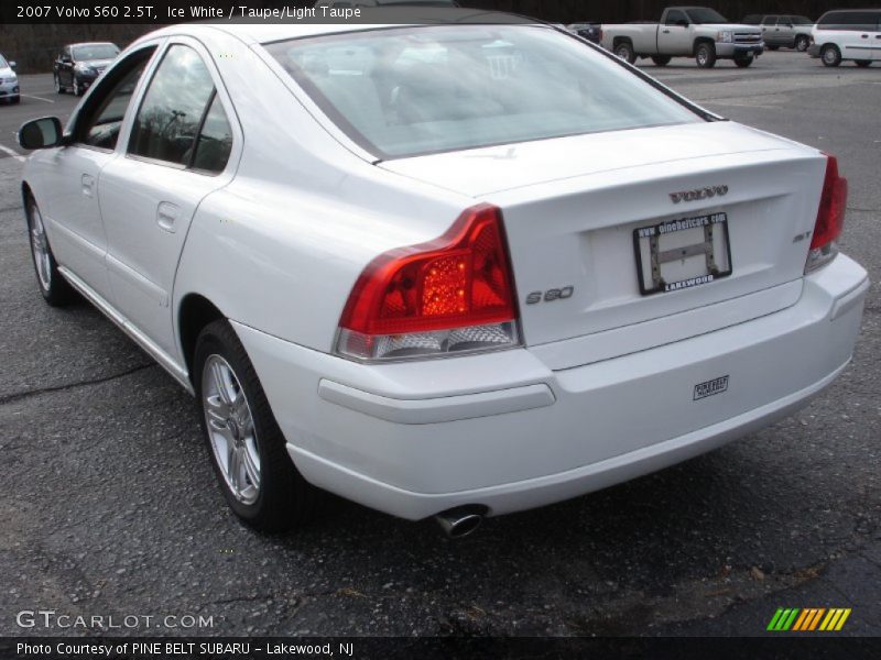 Ice White / Taupe/Light Taupe 2007 Volvo S60 2.5T