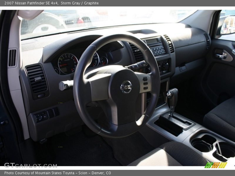 Storm Gray / Graphite 2007 Nissan Pathfinder SE 4x4