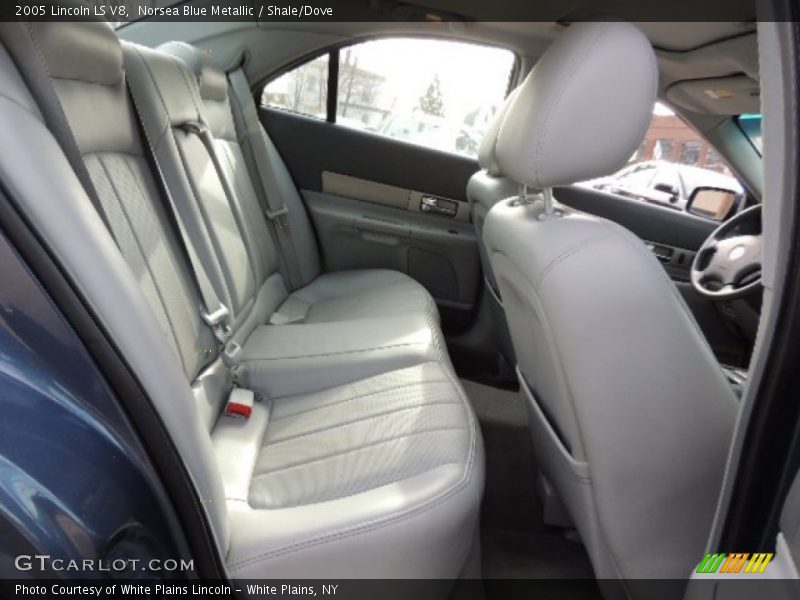 Norsea Blue Metallic / Shale/Dove 2005 Lincoln LS V8
