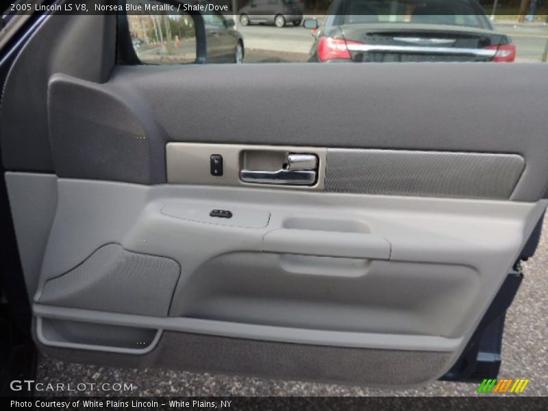 Norsea Blue Metallic / Shale/Dove 2005 Lincoln LS V8