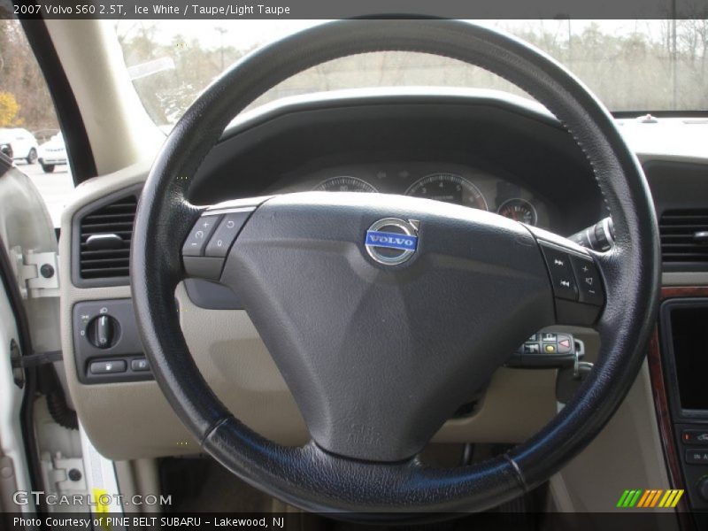 2007 S60 2.5T Steering Wheel