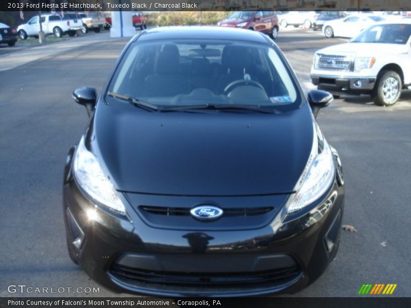 Tuxedo Black / Charcoal Black 2013 Ford Fiesta SE Hatchback