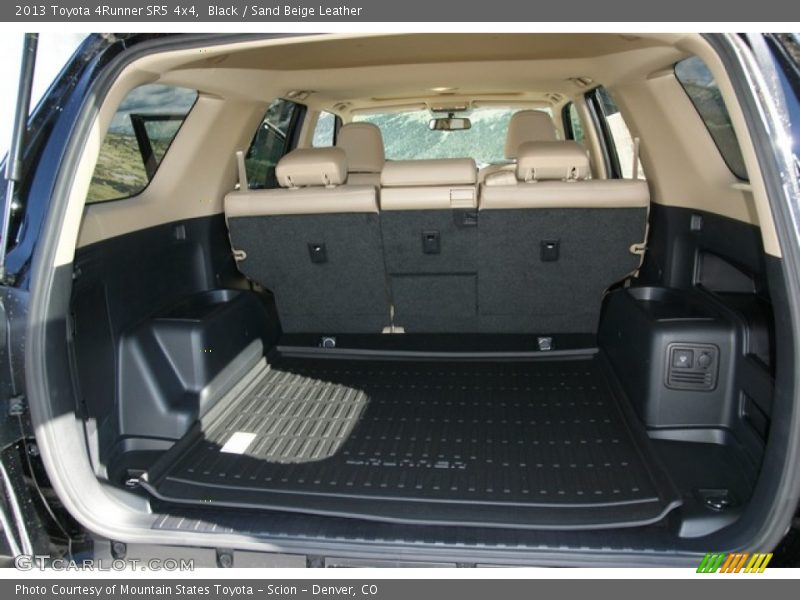 Black / Sand Beige Leather 2013 Toyota 4Runner SR5 4x4