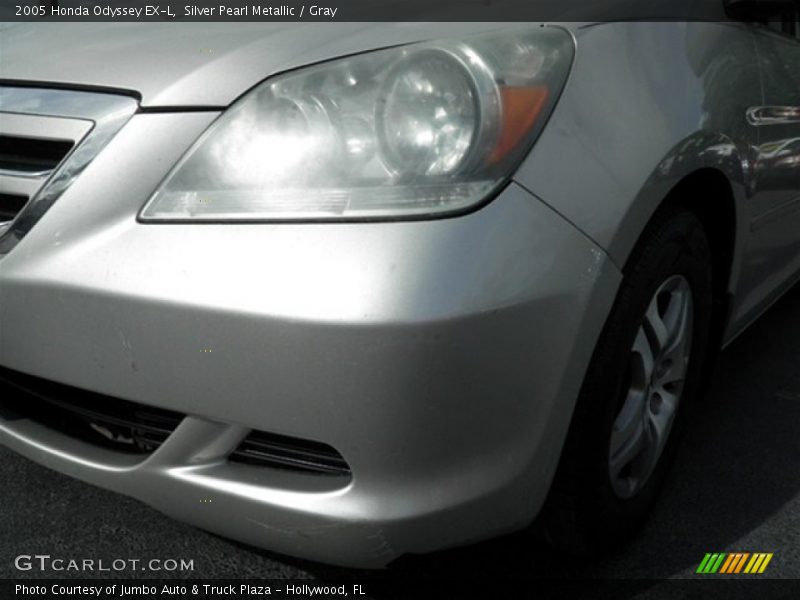 Silver Pearl Metallic / Gray 2005 Honda Odyssey EX-L
