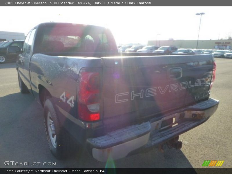 Dark Blue Metallic / Dark Charcoal 2005 Chevrolet Silverado 1500 Extended Cab 4x4