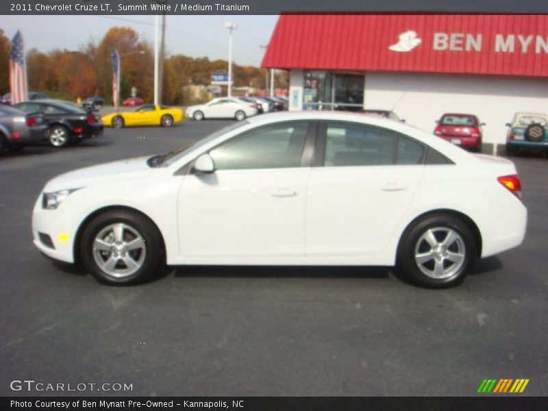Summit White / Medium Titanium 2011 Chevrolet Cruze LT