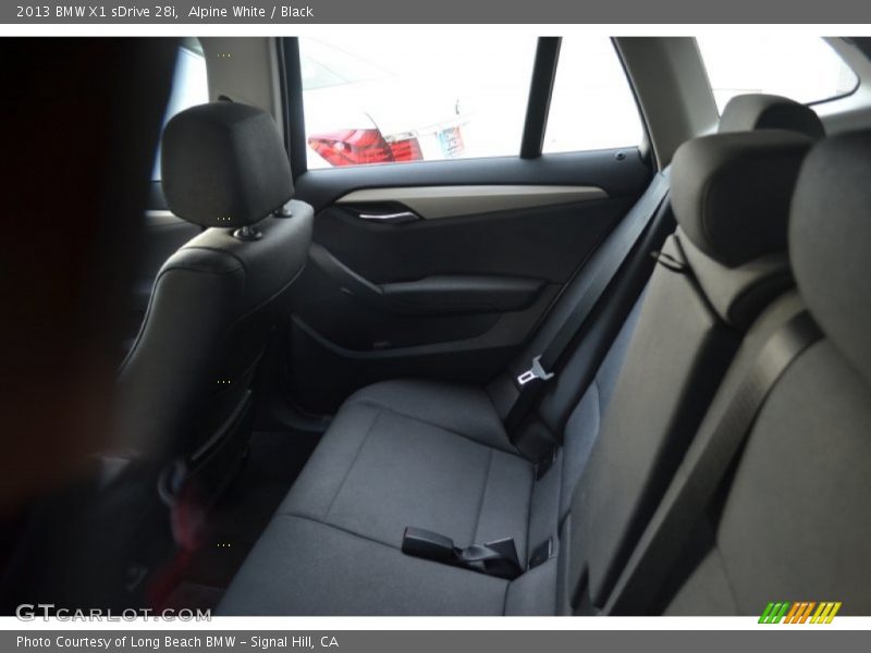 Alpine White / Black 2013 BMW X1 sDrive 28i