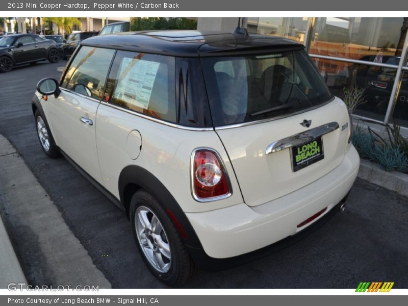 Pepper White / Carbon Black 2013 Mini Cooper Hardtop