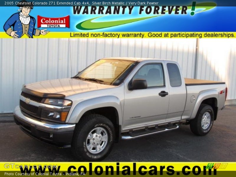 Silver Birch Metallic / Very Dark Pewter 2005 Chevrolet Colorado Z71 Extended Cab 4x4