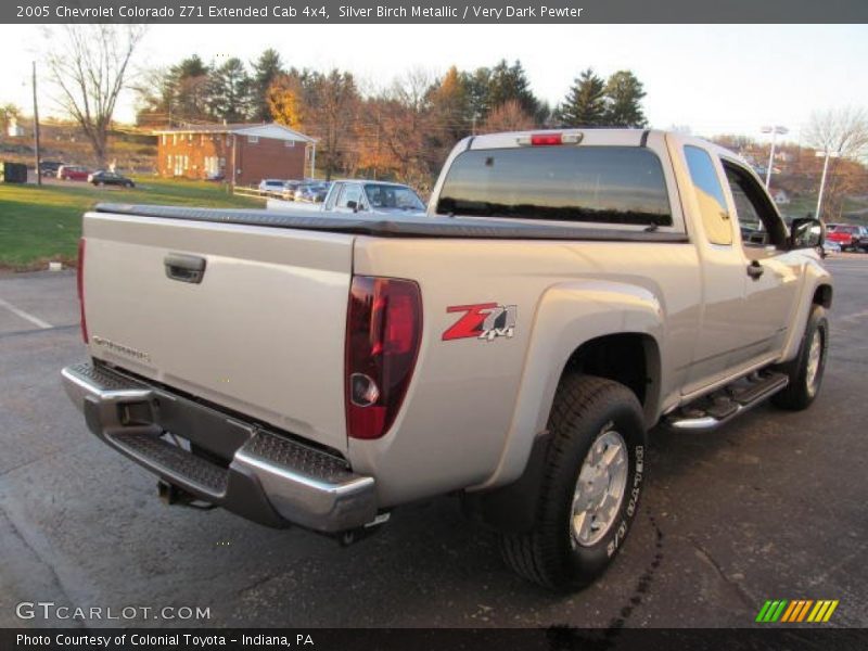 Silver Birch Metallic / Very Dark Pewter 2005 Chevrolet Colorado Z71 Extended Cab 4x4
