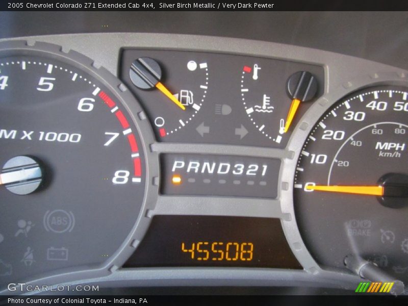 Silver Birch Metallic / Very Dark Pewter 2005 Chevrolet Colorado Z71 Extended Cab 4x4