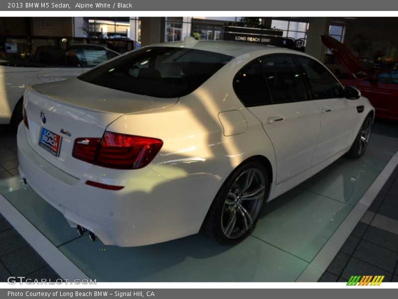 Alpine White / Black 2013 BMW M5 Sedan