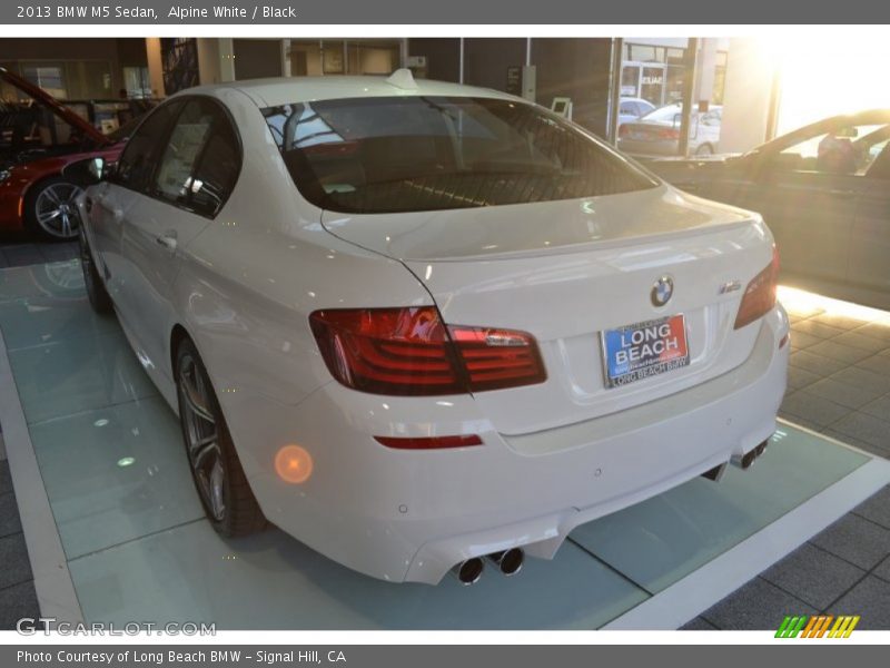 Alpine White / Black 2013 BMW M5 Sedan
