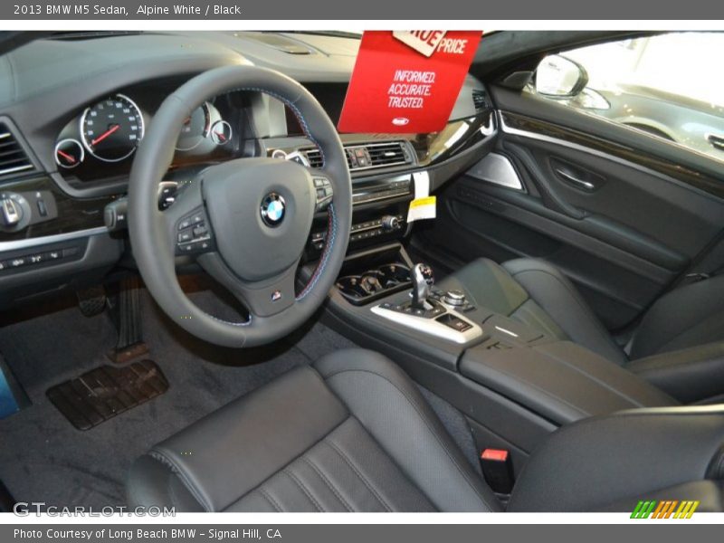 Alpine White / Black 2013 BMW M5 Sedan