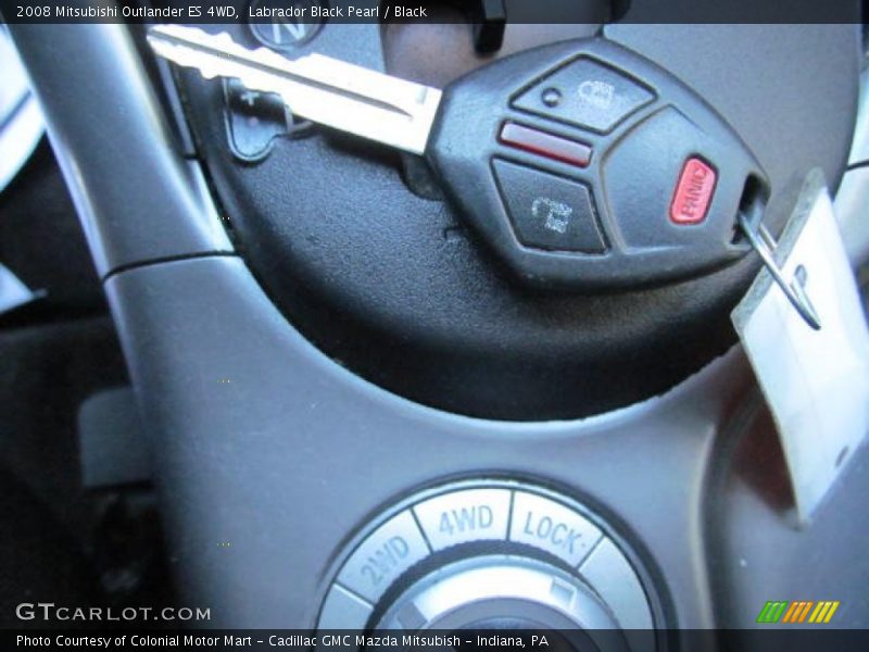 Keys of 2008 Outlander ES 4WD
