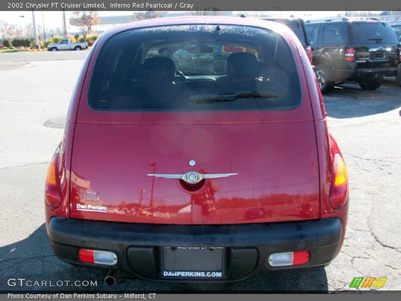 Inferno Red Pearlcoat / Gray 2002 Chrysler PT Cruiser Limited