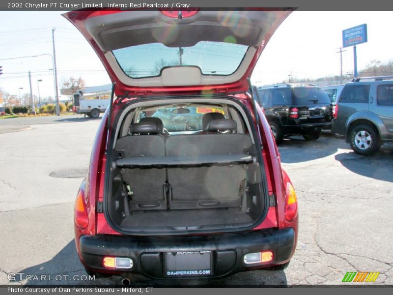 Inferno Red Pearlcoat / Gray 2002 Chrysler PT Cruiser Limited