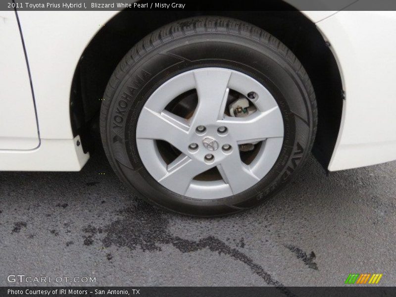 Blizzard White Pearl / Misty Gray 2011 Toyota Prius Hybrid I