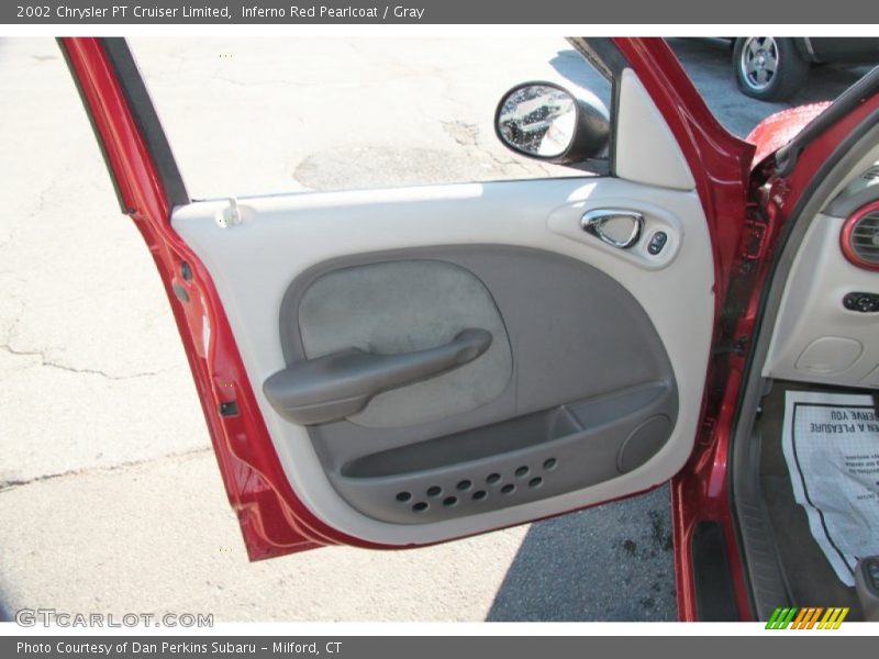Inferno Red Pearlcoat / Gray 2002 Chrysler PT Cruiser Limited
