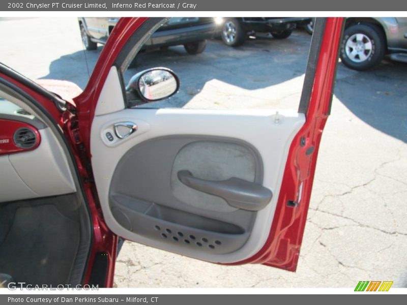 Inferno Red Pearlcoat / Gray 2002 Chrysler PT Cruiser Limited