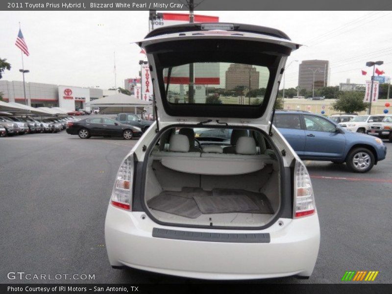 Blizzard White Pearl / Misty Gray 2011 Toyota Prius Hybrid I
