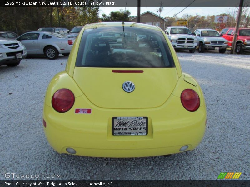 Yellow / Black 1999 Volkswagen New Beetle GLS TDI Coupe